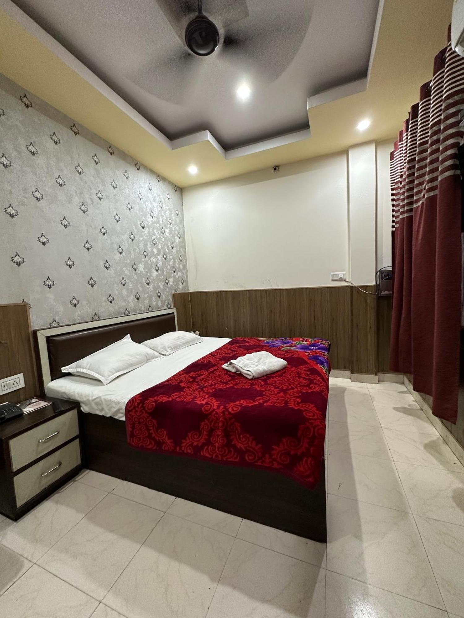 Hotel Ace Kurukshetra Exterior photo