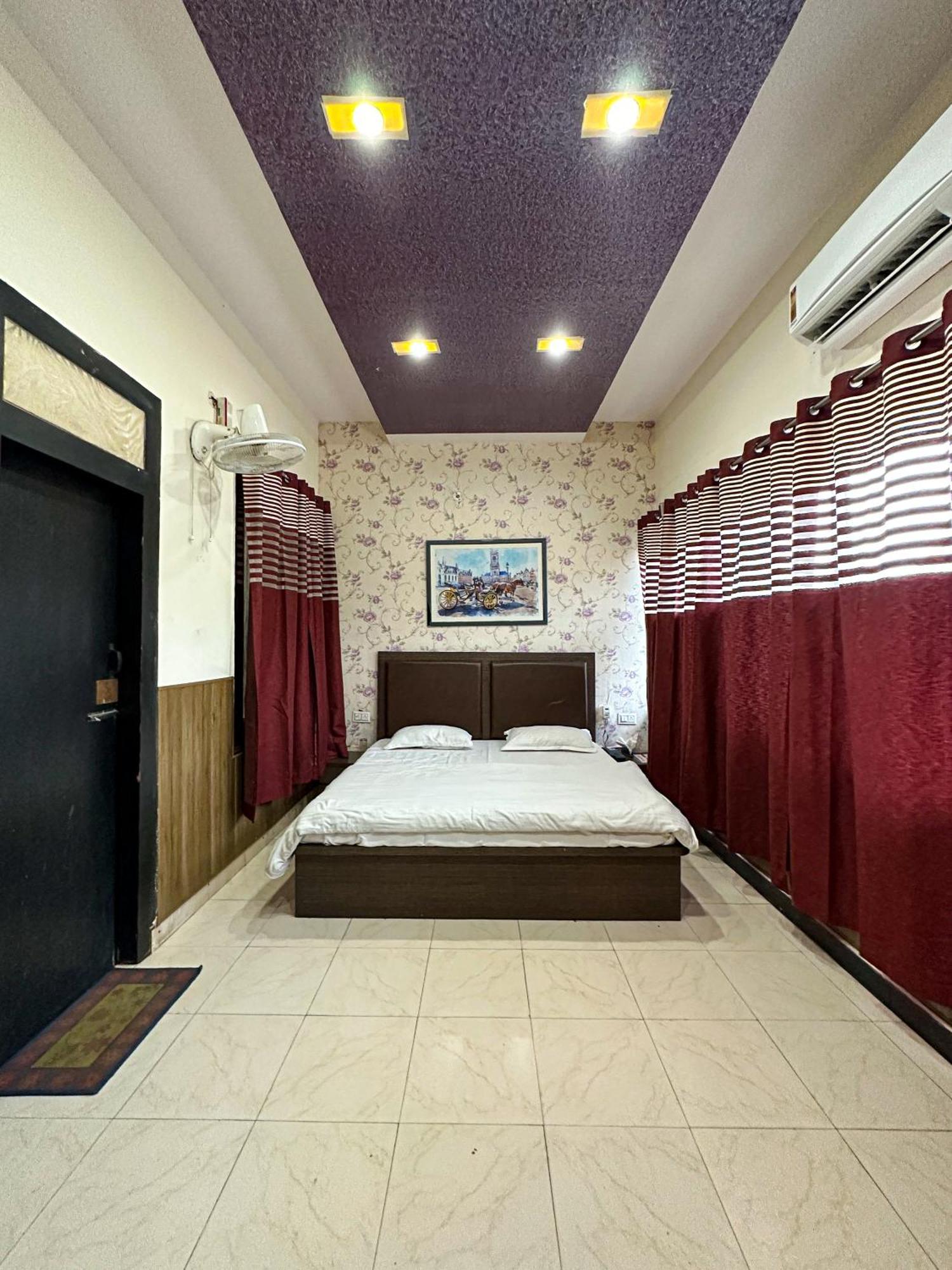 Hotel Ace Kurukshetra Exterior photo